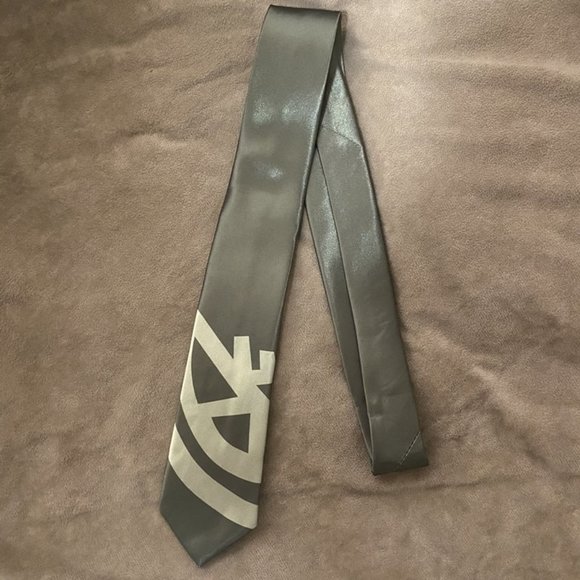 Dangan Ronpa 2 | Hinata Hajime's Cosplay Tie - Picture 2 of 5